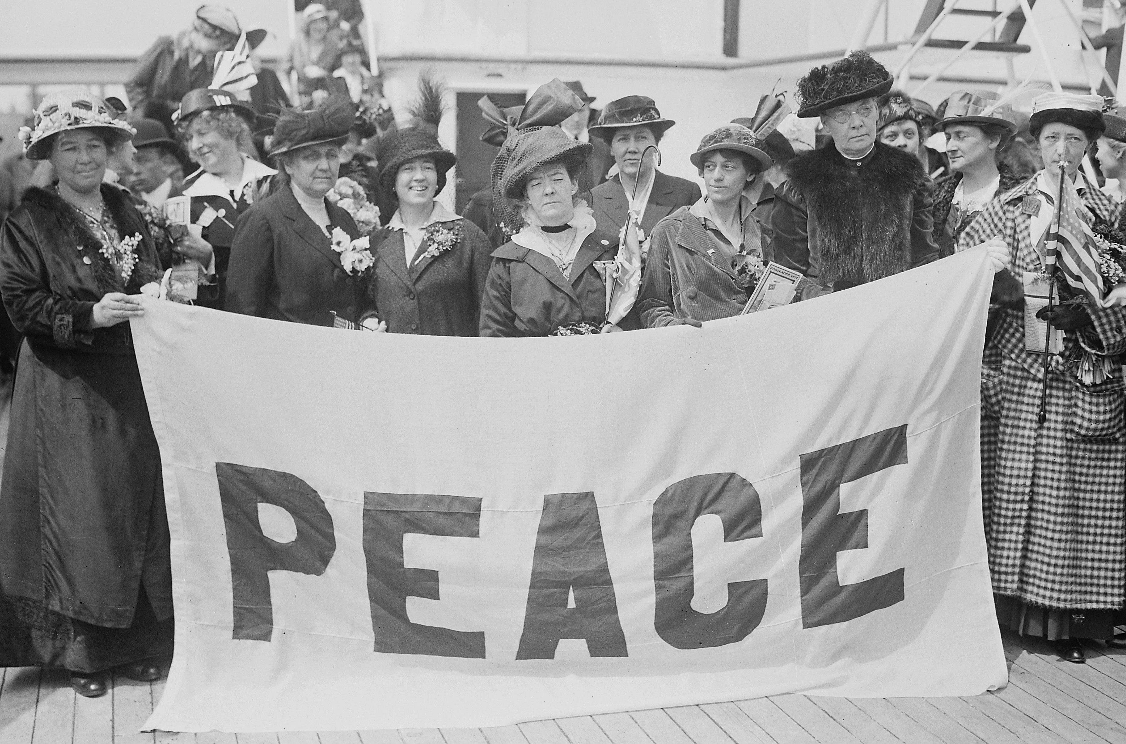 Image result for world war 1 suffragists