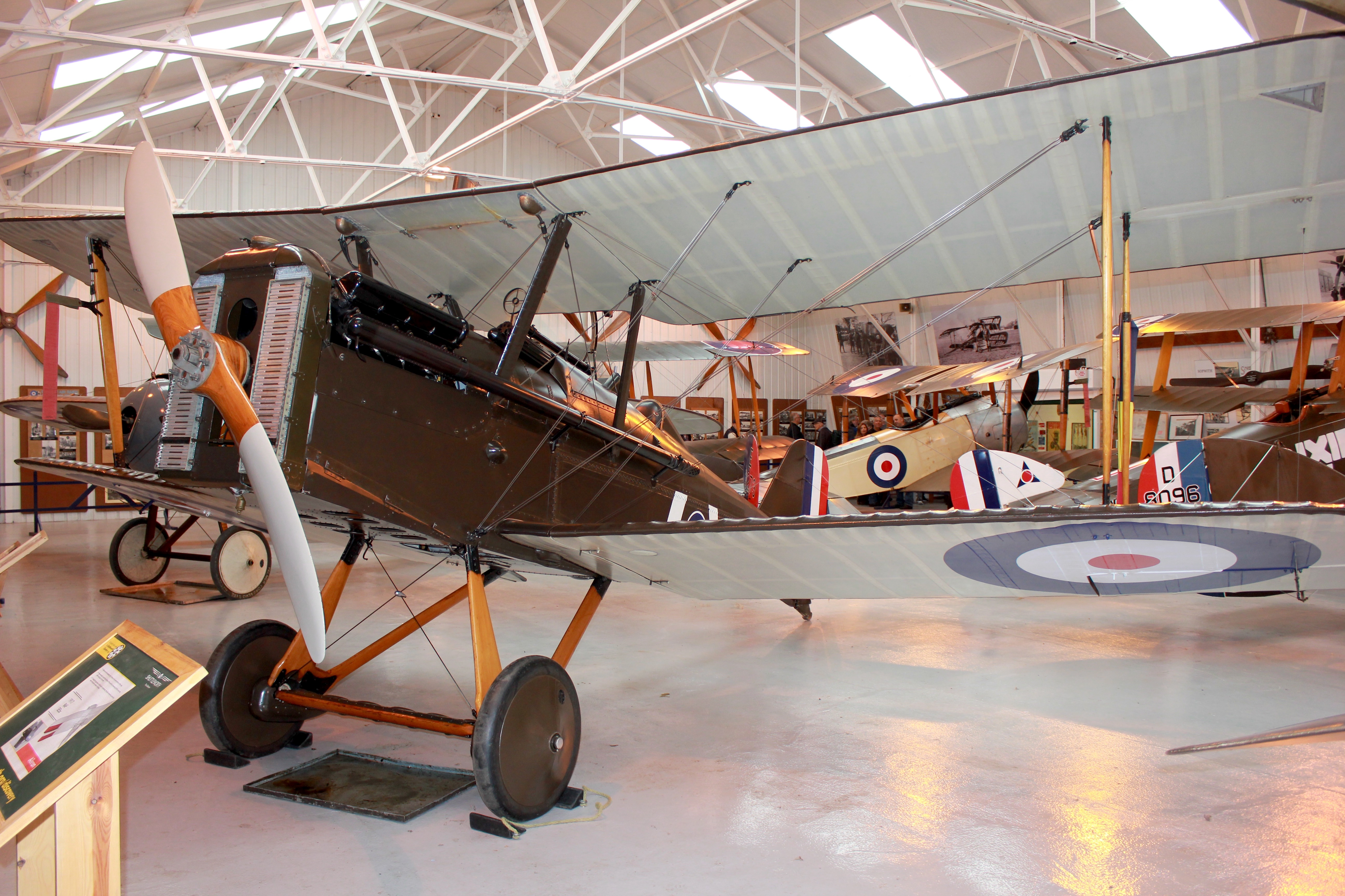 Details about   1:32 British empire RFC WW1 pilot PJ Production SE5a Sopwith Bristol 